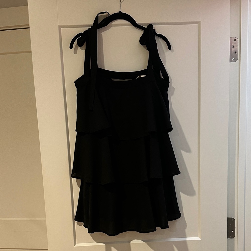 Entro Black Layered cocktail dress